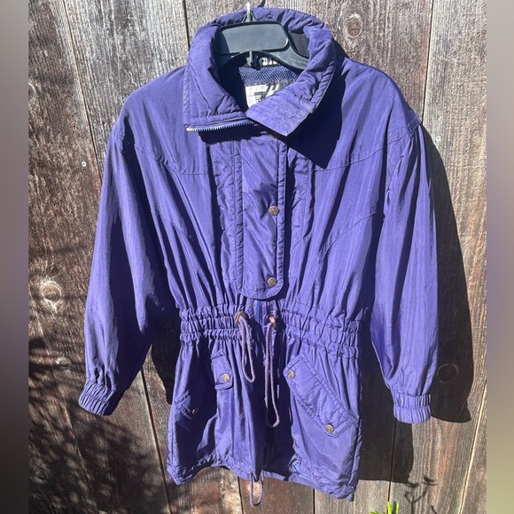 Jacket - Picture 2 of 10